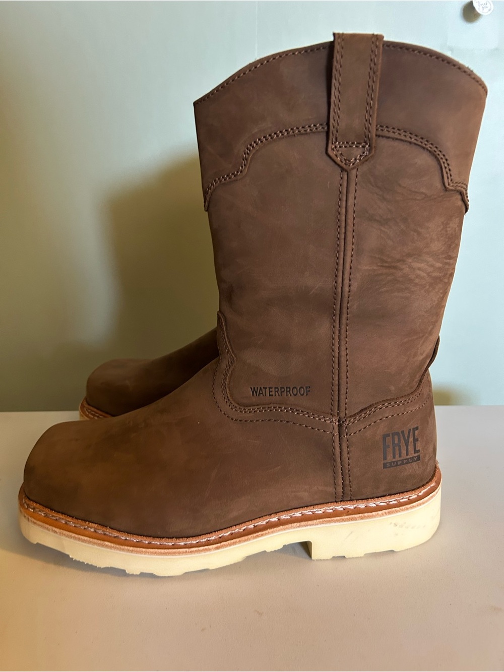 FRYE MEN'S 10" WELLINGTON WATERPROOF WORK BOOTS - STEEL TOE Size 9.5 W